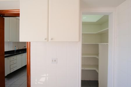 Apartamento para alugar com 130m², 3 quartos e 3 vagasDespensa
