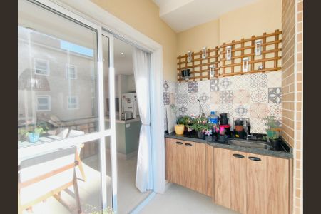 Apartamento à venda com 75m², 2 quartos e 2 vagasVaranda