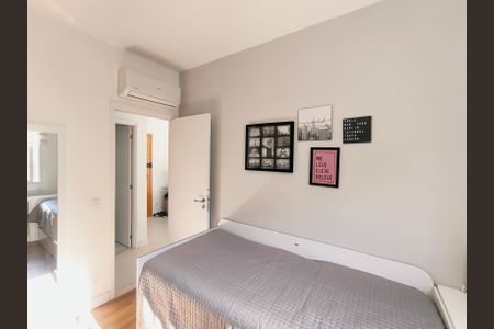Apartamento à venda com 75m², 2 quartos e 2 vagasQuarto 2
