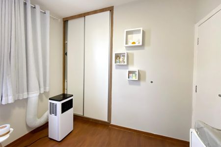 Apartamento à venda com 160m², 3 quartos e 2 vagasQuarto 2