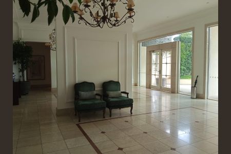 Apartamento para alugar com 240m², 4 quartos e 4 vagas Apartamento para alugar com 240m², 4 quartos e 4 vagasHall de entrada