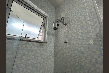 Apartamento à venda com 49m², 2 quartos e 1 vagaChuveiro