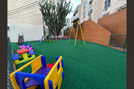 Apartamento à venda com 49m², 2 quartos e 1 vagaÁrea comum - Playground