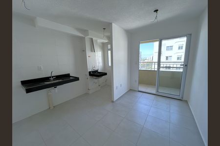 Sala de apartamento para alugar com 2 quartos, 45m² em Inhaúma, Rio de Janeiro
