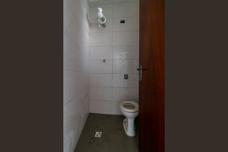 Casa à venda com 190m², 3 quartos e 6 vagasÁrea de Serviço - Banheiro