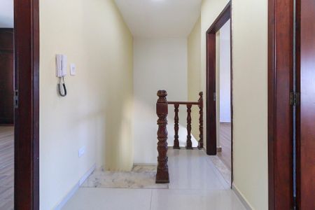 Casa à venda com 190m², 3 quartos e 6 vagasCorredor