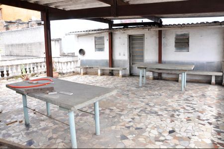Casa à venda com 150m², 2 quartos e 2 vagas Casa à venda com 150m², 2 quartos e 2 vagasDetalhe - Churrasqueira
