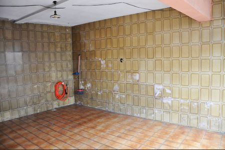 Casa à venda com 150m², 2 quartos e 2 vagas Casa à venda com 150m², 2 quartos e 2 vagasGaragem