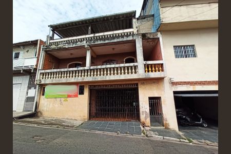 Casa à venda com 150m², 2 quartos e 2 vagas Casa à venda com 150m², 2 quartos e 2 vagasFachada do Imóvel
