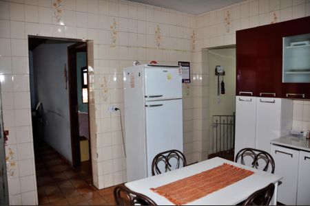 Casa à venda com 150m², 2 quartos e 2 vagas Casa à venda com 150m², 2 quartos e 2 vagasDetalhe - Cozinha