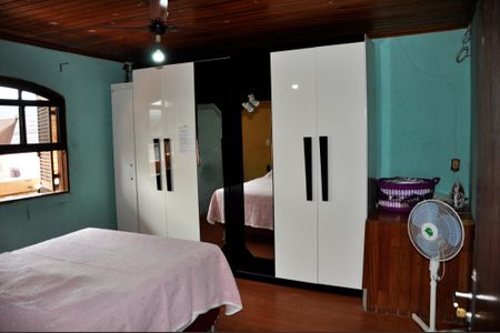 Casa à venda com 150m², 2 quartos e 2 vagas Casa à venda com 150m², 2 quartos e 2 vagasDetalhe - Quarto 01