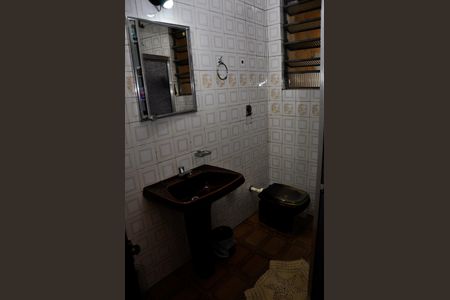 Casa à venda com 150m², 2 quartos e 2 vagas Casa à venda com 150m², 2 quartos e 2 vagasDetalhe - Banheiro Social