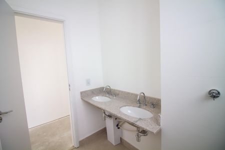 Apartamento à venda com 167m², 4 quartos e 2 vagasBanheiro da Suíte 1