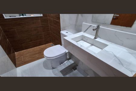 Casa para alugar com 80m², 2 quartos e sem vagaBanheiro Suíte 1