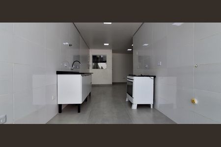 Casa para alugar com 80m², 2 quartos e sem vagaCozinha 