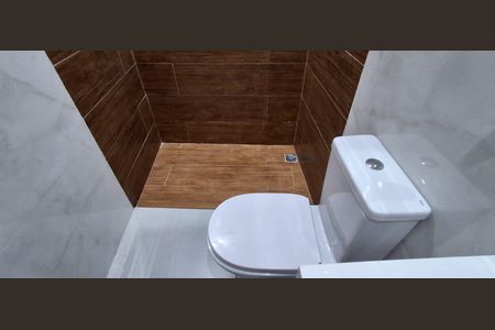 Casa para alugar com 80m², 2 quartos e sem vagaBanheiro Suíte 1