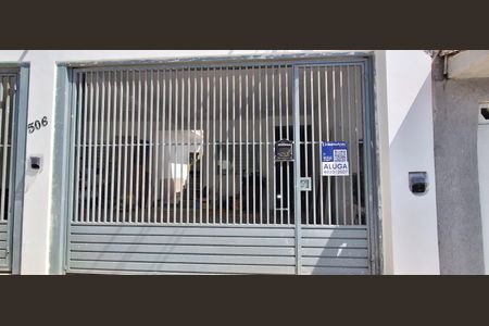 Casa para alugar com 80m², 2 quartos e sem vagaFachada 