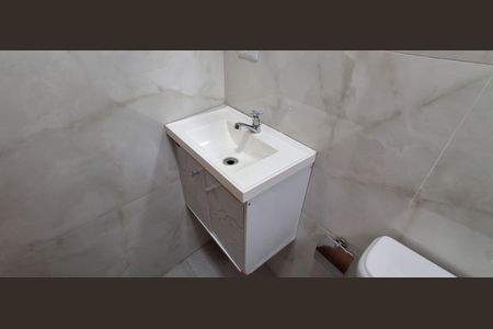Casa para alugar com 80m², 2 quartos e sem vagaLavabo 