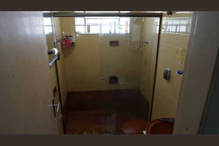 Casa à venda com 110m², 3 quartos e 2 vagasBanheiro