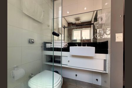 Apartamento à venda com 62m², 2 quartos e sem vagaBanheiro social 2