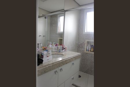 Apartamento à venda com 169m², 3 quartos e 3 vagasBanheiro da Suíte 1