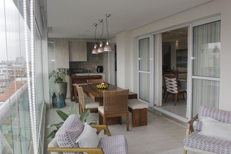Apartamento à venda com 169m², 3 quartos e 3 vagasVaranda Gourmet 