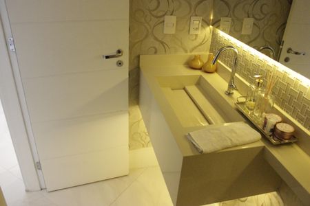 Apartamento à venda com 169m², 3 quartos e 3 vagasLavabo 1