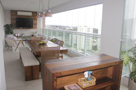 Apartamento à venda com 169m², 3 quartos e 3 vagasVaranda Gourmet 