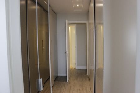 Apartamento à venda com 169m², 3 quartos e 3 vagasCloset da Suíte 1