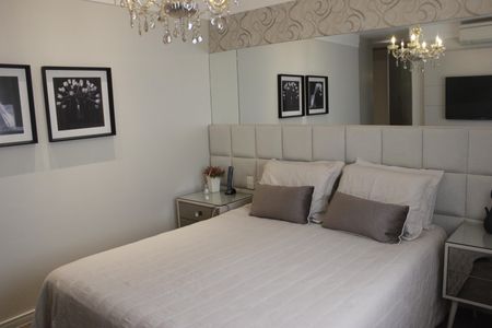 Apartamento à venda com 169m², 3 quartos e 3 vagasSuíte 1