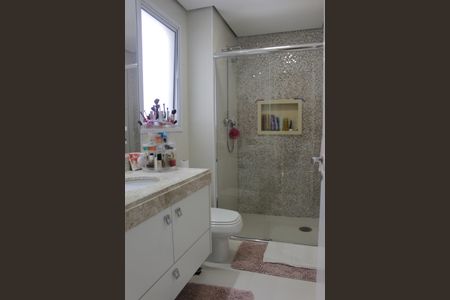 Apartamento à venda com 169m², 3 quartos e 3 vagasBanheiro da Suíte 2