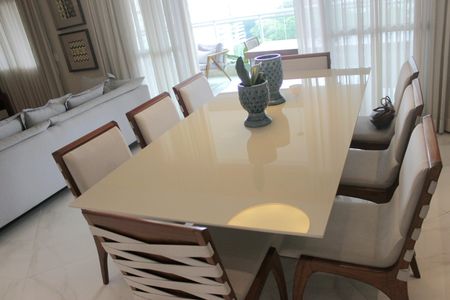 Apartamento à venda com 169m², 3 quartos e 3 vagasSala 