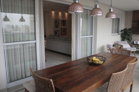 Apartamento à venda com 169m², 3 quartos e 3 vagasVaranda Gourmet 