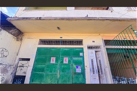 Apartamento para alugar com 75m², 2 quartos e sem vagaFachada do Prédio com placa