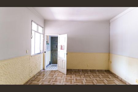 Apartamento para alugar com 75m², 2 quartos e sem vagaSala