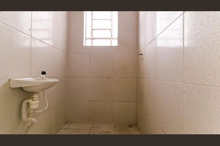 Apartamento para alugar com 75m², 2 quartos e sem vagaBanheiro