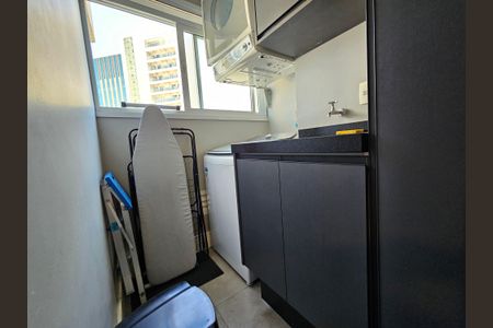 Apartamento à venda com 92m², 2 quartos e 2 vagas Apartamento à venda com 92m², 2 quartos e 2 vagasÁrea de Serviço