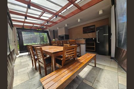 Apartamento à venda com 92m², 2 quartos e 2 vagas Apartamento à venda com 92m², 2 quartos e 2 vagasÁrea comum - Churrasqueira