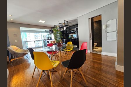 Apartamento à venda com 92m², 2 quartos e 2 vagas Apartamento à venda com 92m², 2 quartos e 2 vagasSala