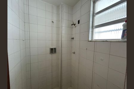Apartamento para alugar com 50m², 3 quartos e 2 vagasBanheiro
