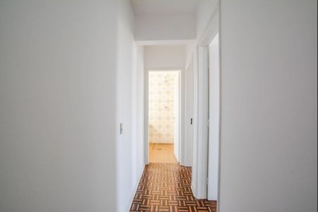 Corredor de apartamento à venda com 2 quartos, 82m² em Parque Jaçatuba, Santo André