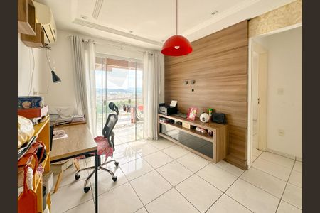 Casa para alugar com 223m², 4 quartos e 3 vagasEscritório