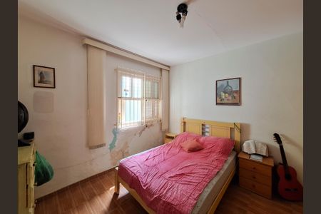 Casa à venda com 458m², 3 quartos e 7 vagasQuarto 2