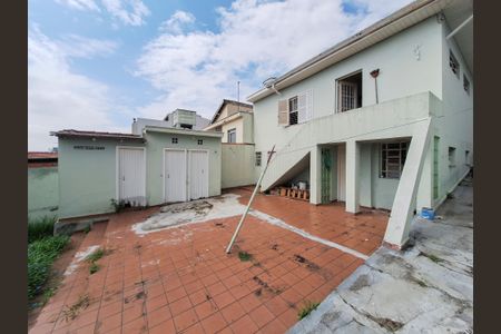 Casa à venda com 458m², 3 quartos e 7 vagasQuintal