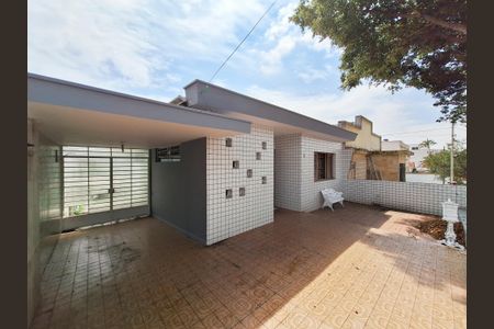 Casa à venda com 458m², 3 quartos e 7 vagasVaranda