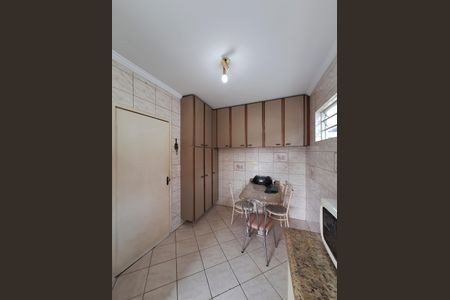 Casa à venda com 458m², 3 quartos e 7 vagasCozinha