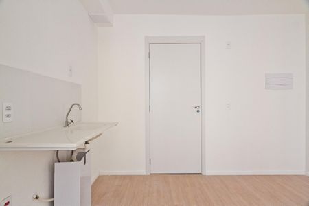 Apartamento para alugar com 29m², 2 quartos e sem vaga Apartamento para alugar com 29m², 2 quartos e sem vagaSala e cozinha