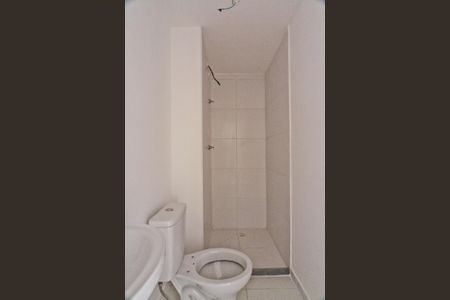 Apartamento para alugar com 29m², 2 quartos e sem vaga Apartamento para alugar com 29m², 2 quartos e sem vagaBanheiro