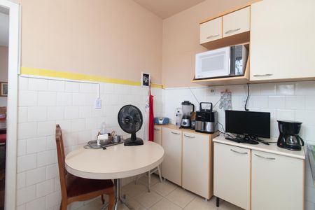 Apartamento à venda com 114m², 3 quartos e sem vagaCozinha e Área de Serviço