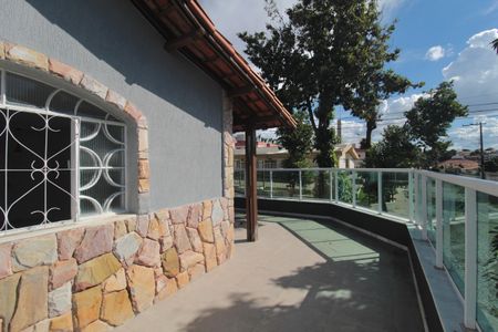 Casa à venda com 480m², 4 quartos e 5 vagasVaranda